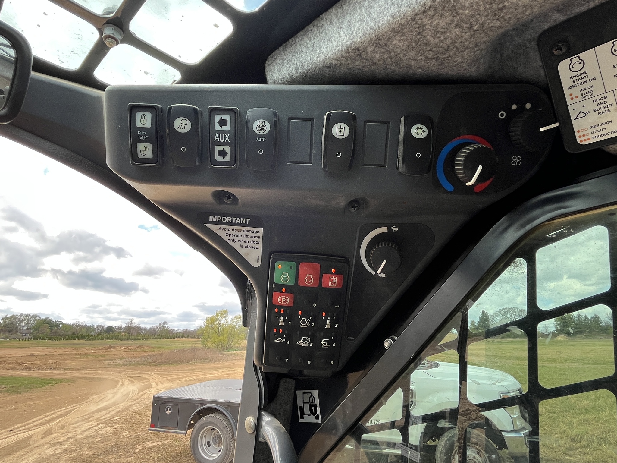  2024 John Deere 333G at Heritage Tractor in Rogersville, MO