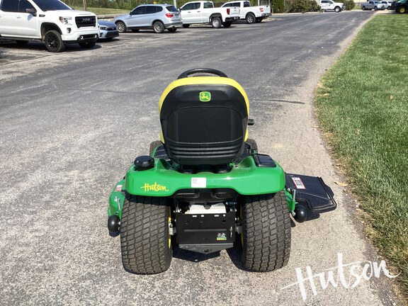 Photo of 2025 John Deere X390