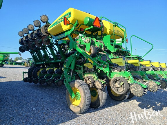 Photo of 2017 John Deere 1795