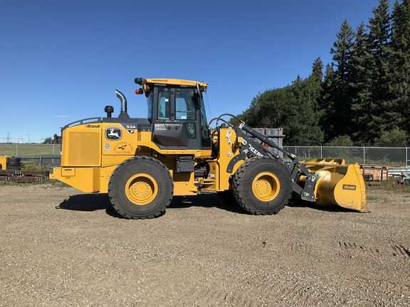 2024 John Deere 524 P