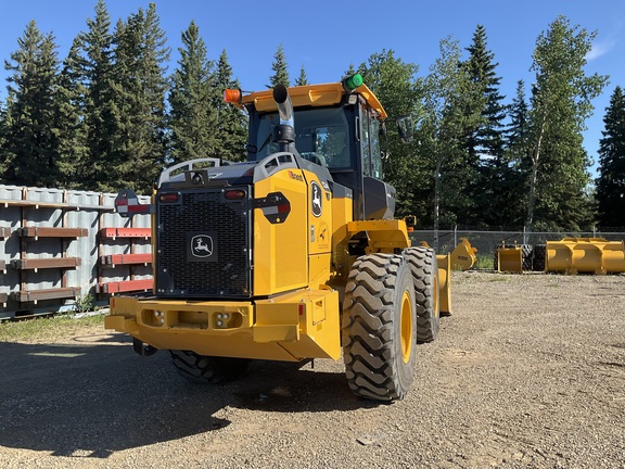 2024 John Deere 524 P