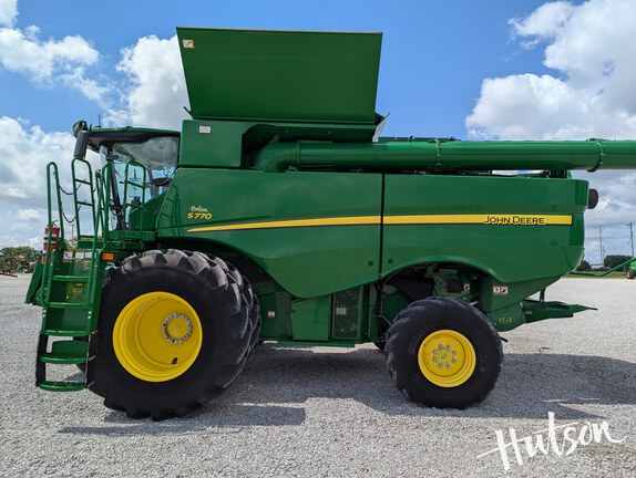 Photo of 2023 John Deere S770