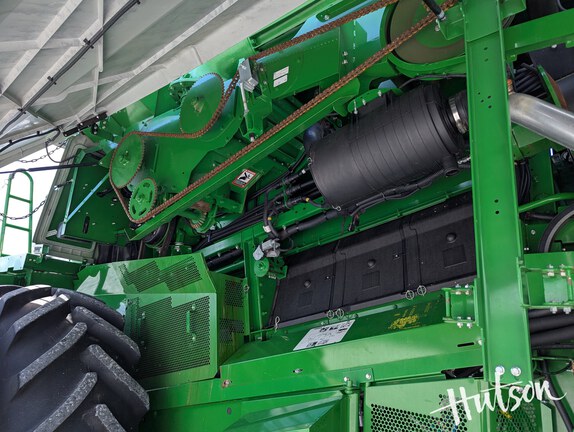 Photo of 2023 John Deere S770