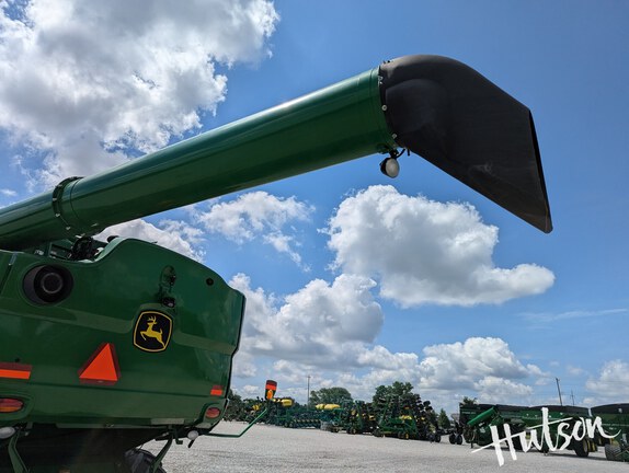 Photo of 2023 John Deere S770
