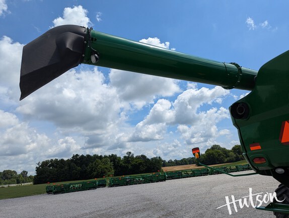 Photo of 2023 John Deere S770