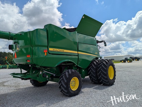 Photo of 2023 John Deere S770