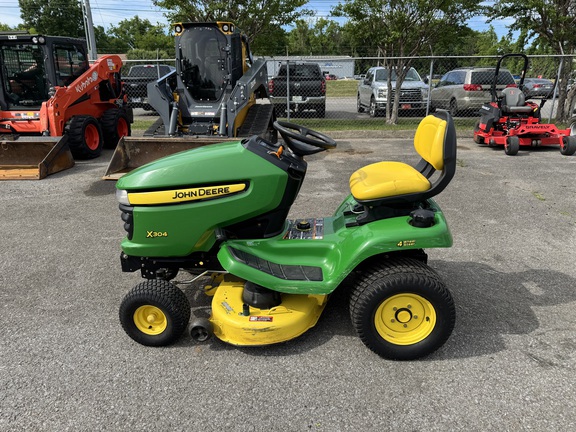 2010 John Deere X304