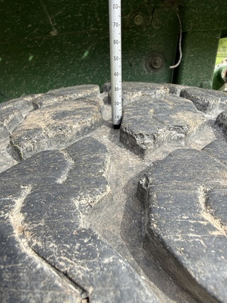 Photo of 1992 John Deere 1070