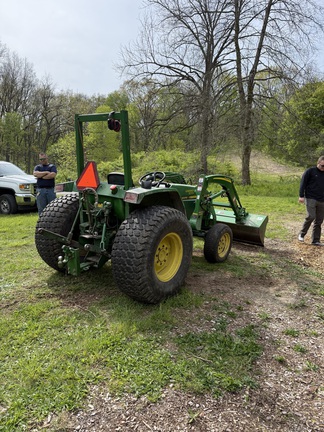 Photo of 1992 John Deere 1070