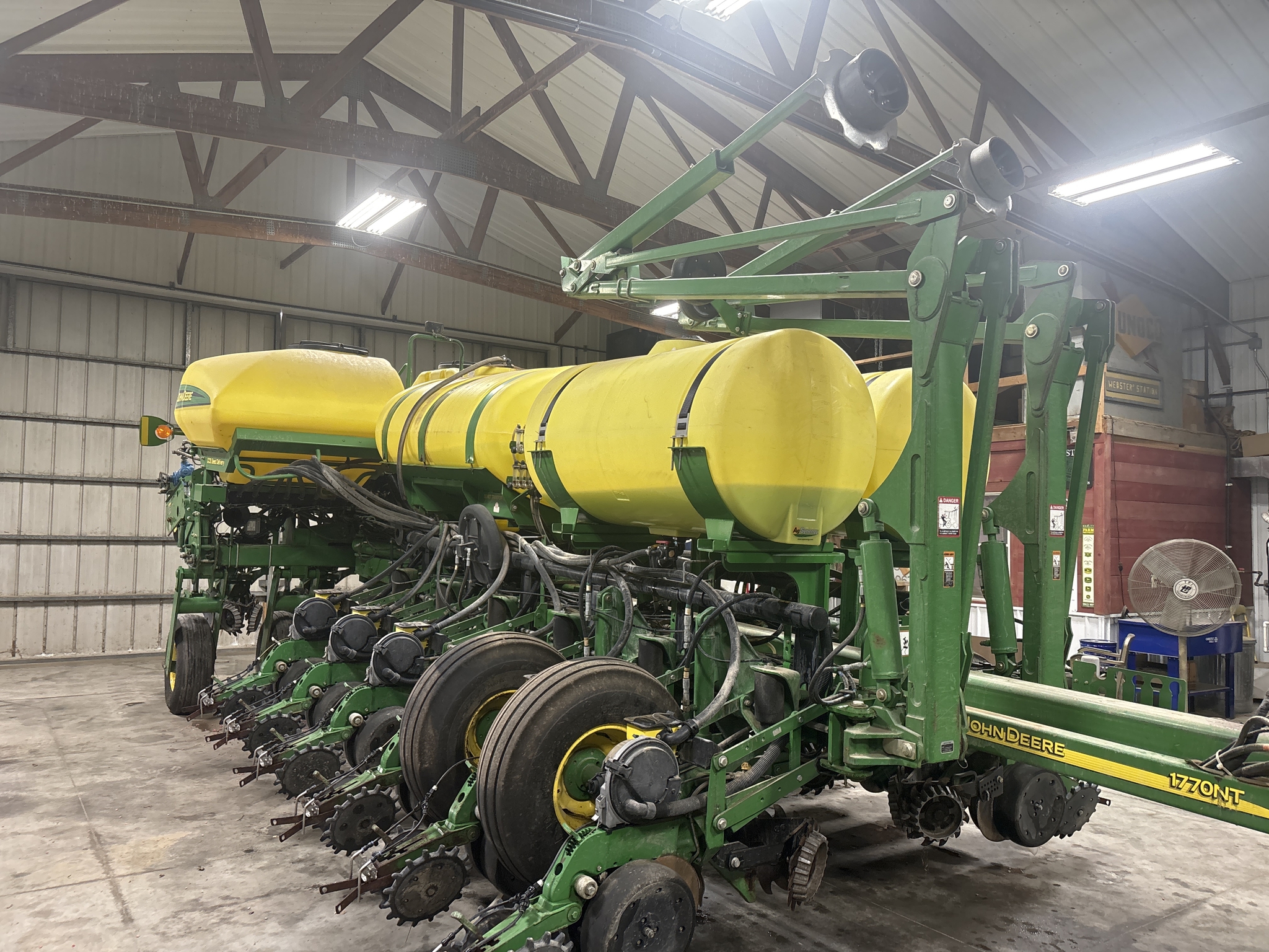 Used 2012 John Deere 1770NT CCS Planters: Drawn at Koenig Equipment in Greenville, OH - PhotoXL0