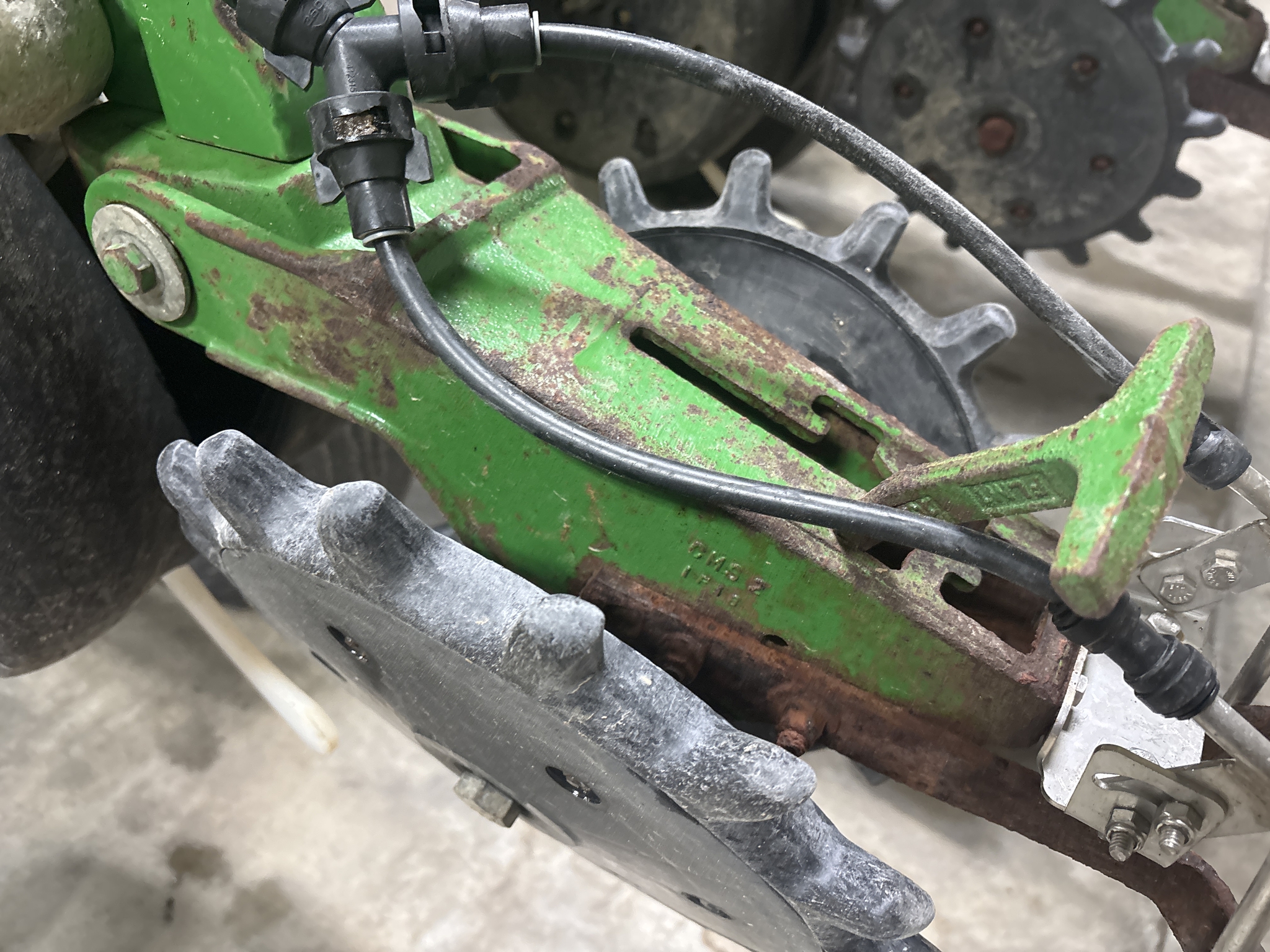 Used 2012 John Deere 1770NT CCS Planters: Drawn at Koenig Equipment in Greenville, OH - PhotoXL2