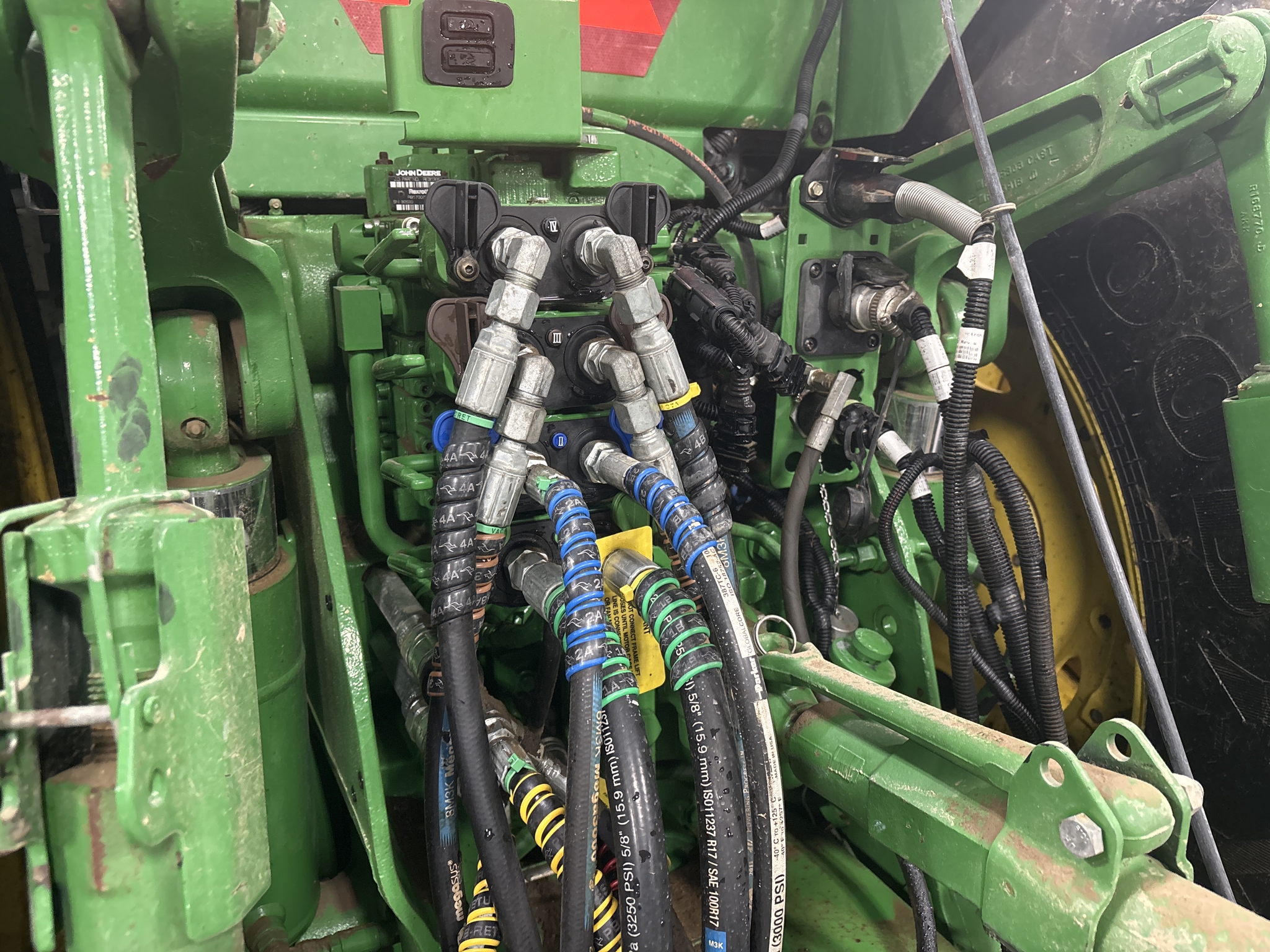 Used 2012 John Deere 1770NT CCS Planters: Drawn at Koenig Equipment in Greenville, OH - PhotoXL24