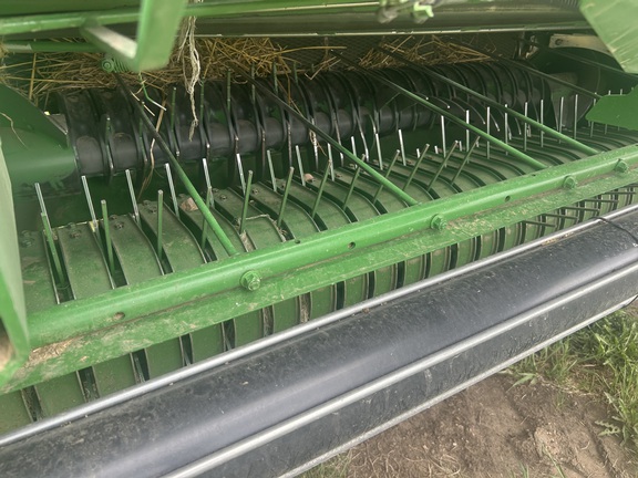 Used 2025 John Deere 561M Round Balers at Horizon Ag & Turf in Falher, AB - Photo5