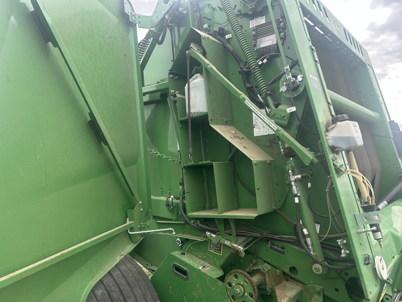 Used 2025 John Deere 561M Round Balers at Horizon Ag & Turf in Falher, AB - Photo6