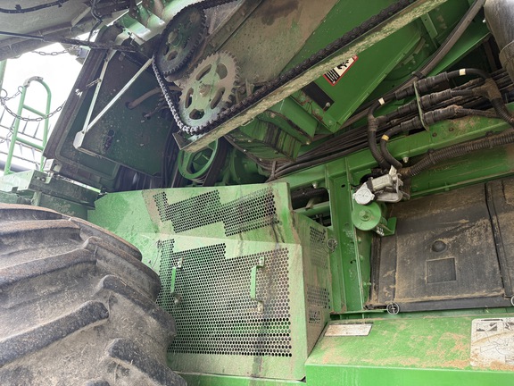 Photo of 2019 John Deere S790