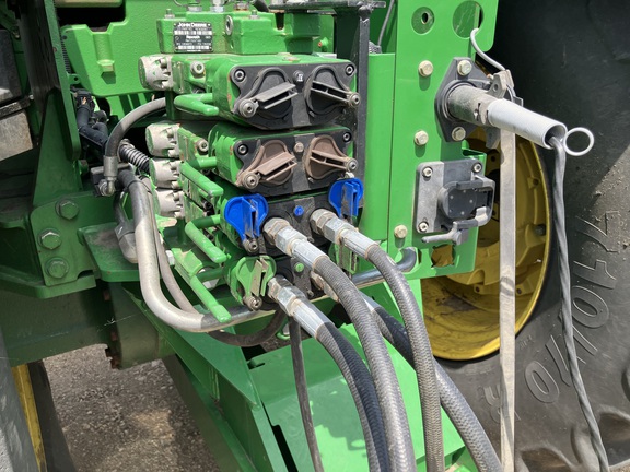 2009 John Deere 2210 - Photo12