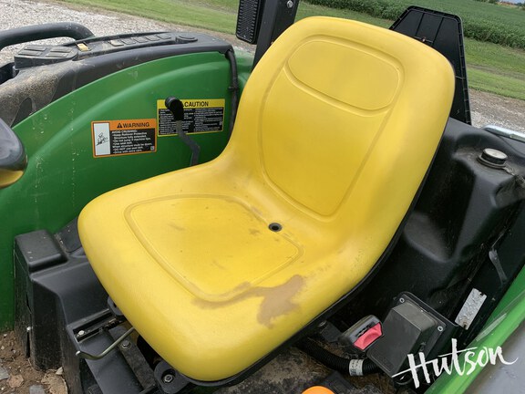 Photo of 2023 John Deere 4044M