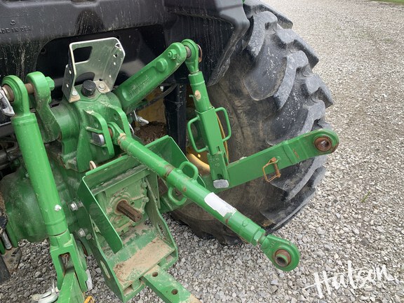 Photo of 2023 John Deere 4044M