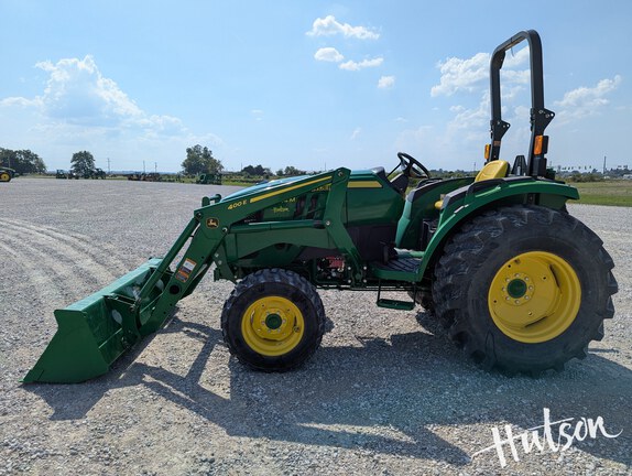 Photo of 2023 John Deere 4044M