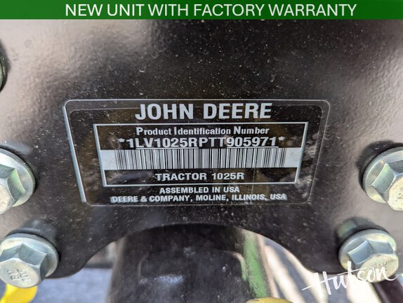 Photo of 2026 John Deere 1025R