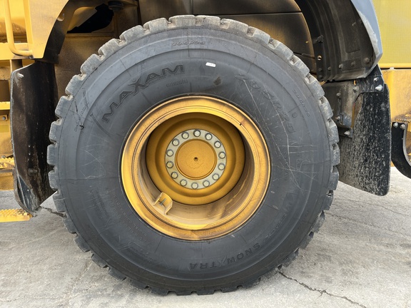 2024 John Deere 624 P