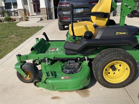 Used 2024 John Deere Z720E Zero Turn Mowers at Koenig Equipment in Urbana, OH - Photo4