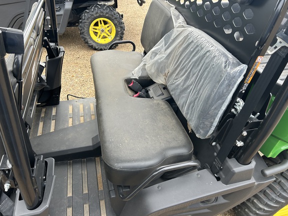 2024 John Deere XUV 590M S4 (5th thumbnail)