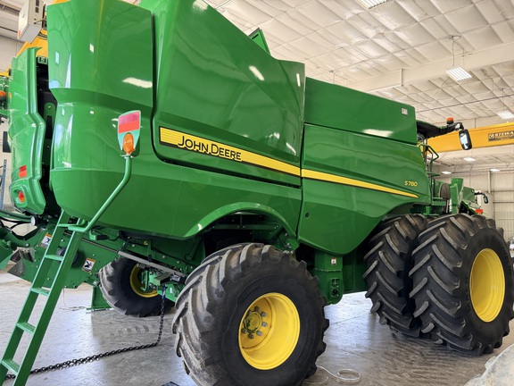 Photo of 2020 John Deere S780