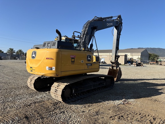 2023 John Deere 200G
