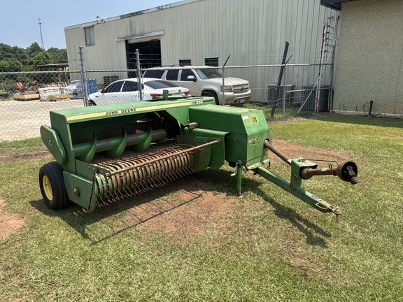 1993 John Deere 338-2