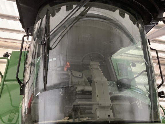 Photo of 2025 John Deere S7 600
