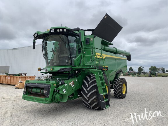Photo of 2025 John Deere S7 600