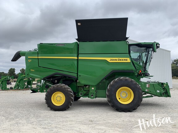 Photo of 2025 John Deere S7 600