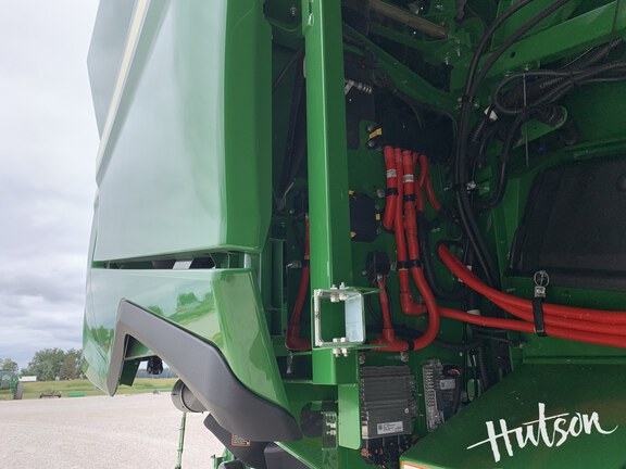 Photo of 2025 John Deere S7 600
