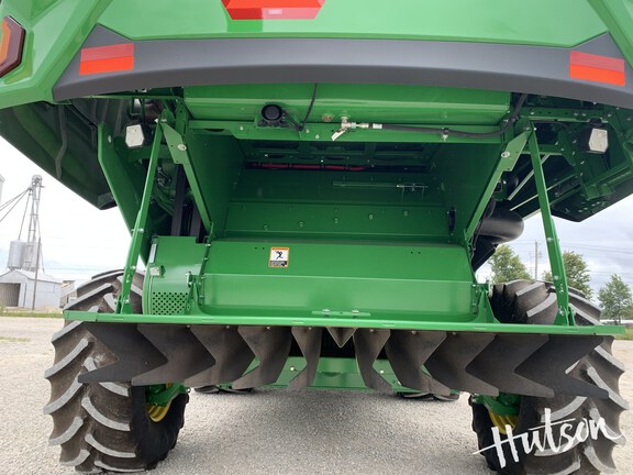 Photo of 2025 John Deere S7 600