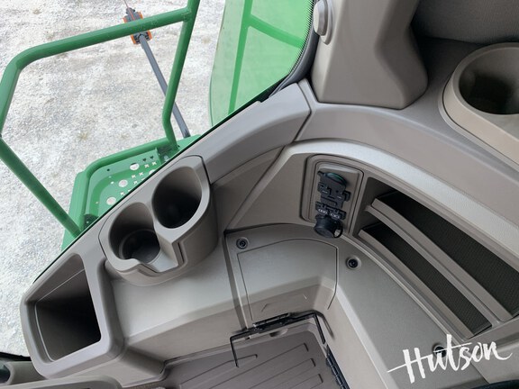 Photo of 2025 John Deere S7 600
