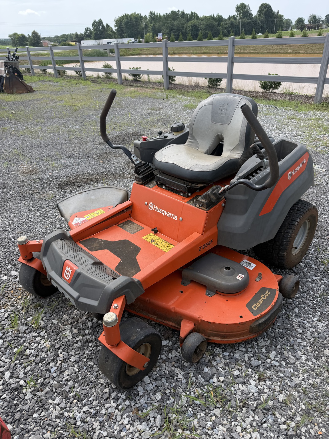 2020 Husqvarna Z254 | TriGreen Equipment