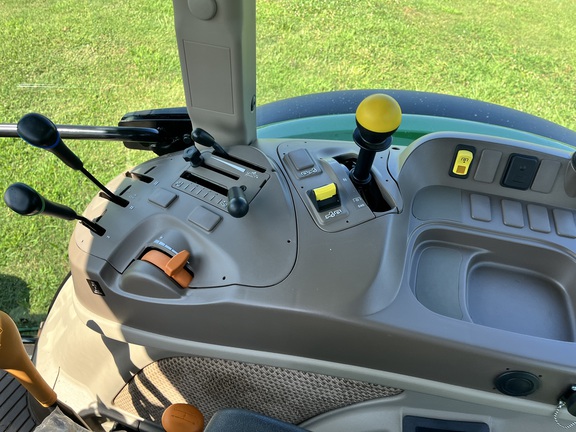 2023 John Deere 5095M