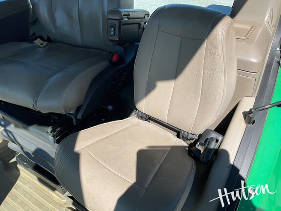 Photo of 2021 John Deere 8RX 370