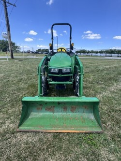 2022 John-Deere 3038E