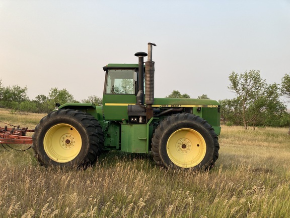 1984 John Deere 8650 (3rd thumbnail)