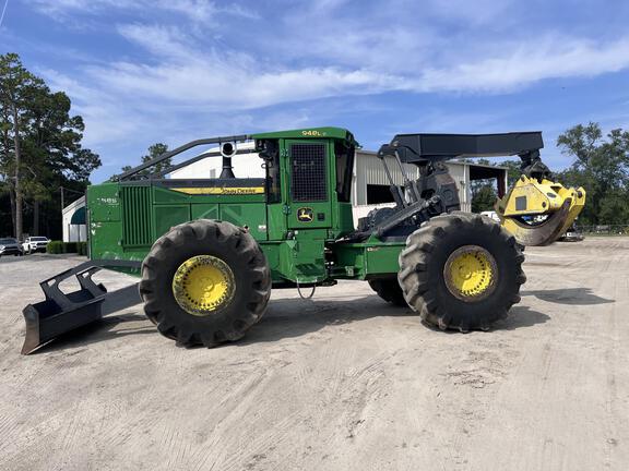 2022 John Deere 948L II