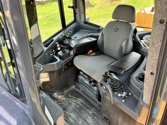2023 John Deere 1050K