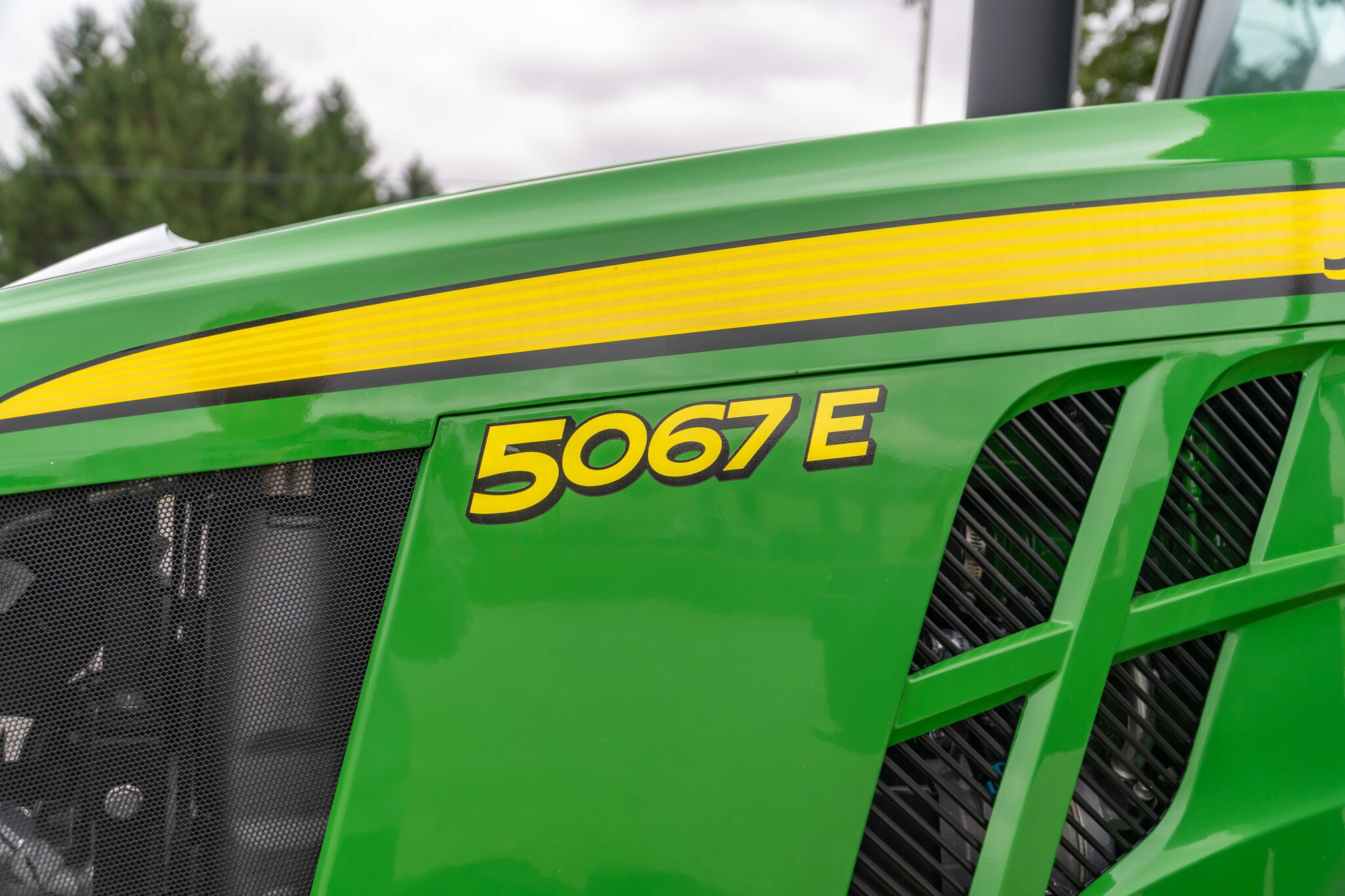 New In-Stock 2026 John Deere 5067E Utility Tractors at Koenig Equipment in Urbana, OH - PhotoXL12