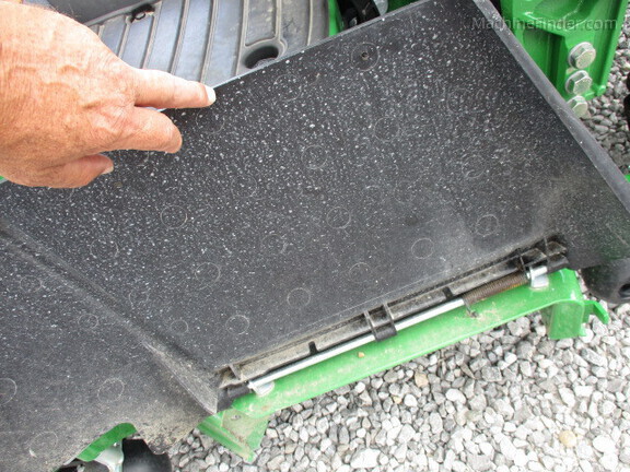 Photo of 2024 John Deere 1025R