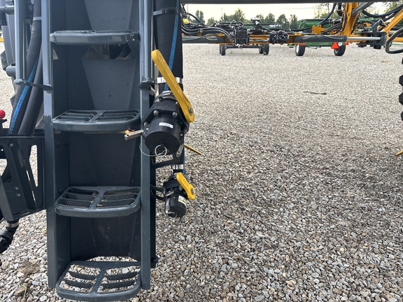 Used 2026 John Deere Hagie STS12 Self Propelled Sprayers at Koenig Equipment in Knightstown, IN - Photo8