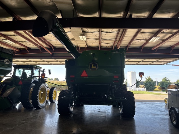 Used 2021 John Deere S770 Combines at Koenig Equipment in Knightstown, IN - Photo12