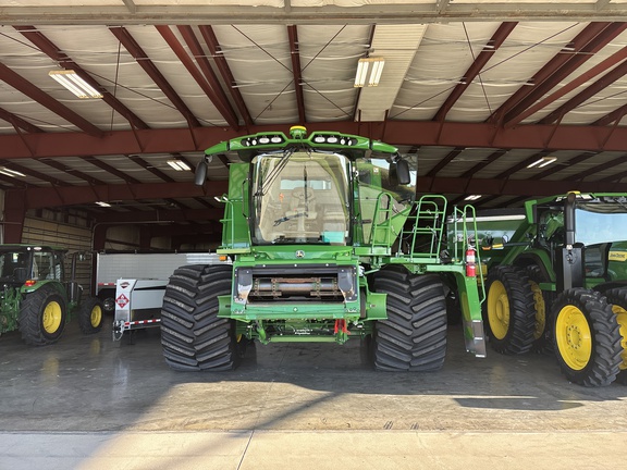Used 2021 John Deere S770 Combines at Koenig Equipment in Knightstown, IN - Photo4
