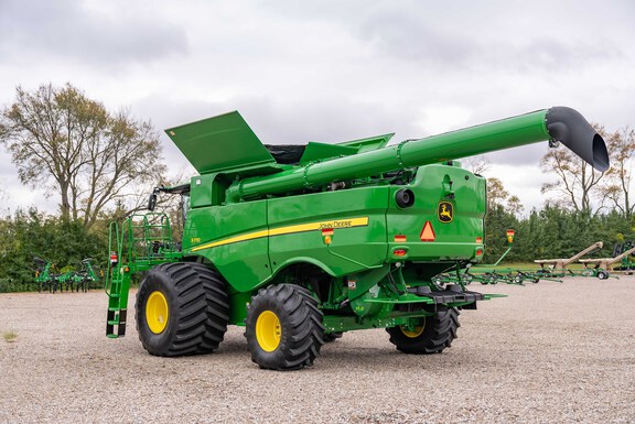 Used 2021 John Deere S770 Combines at Koenig Equipment in Knightstown, IN - Photo2