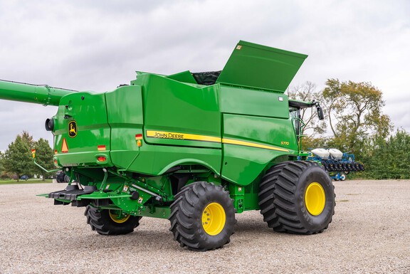 Used 2021 John Deere S770 Combines at Koenig Equipment in Knightstown, IN - Photo4